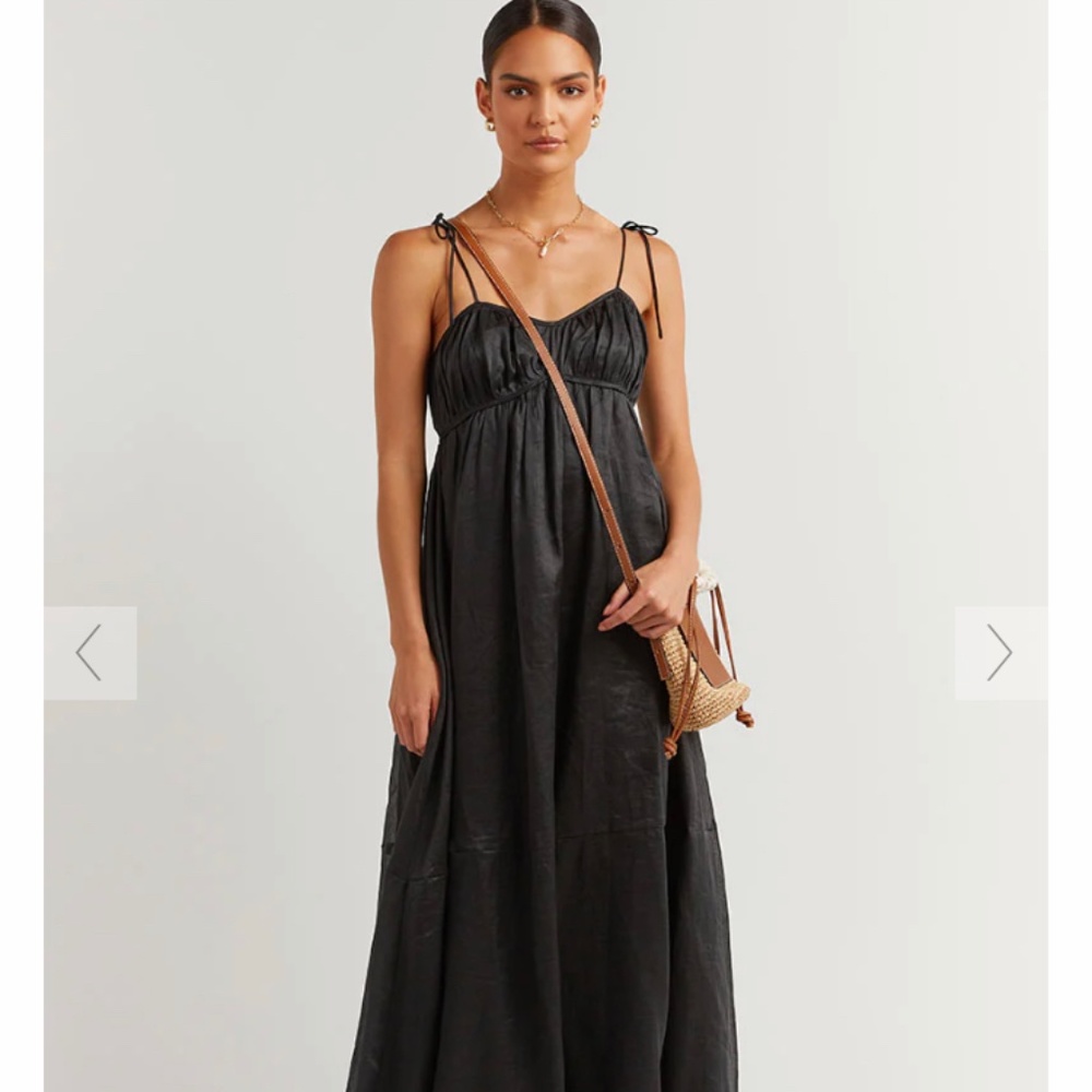 DISSH NWT Black gathered empire waist floor-length dress